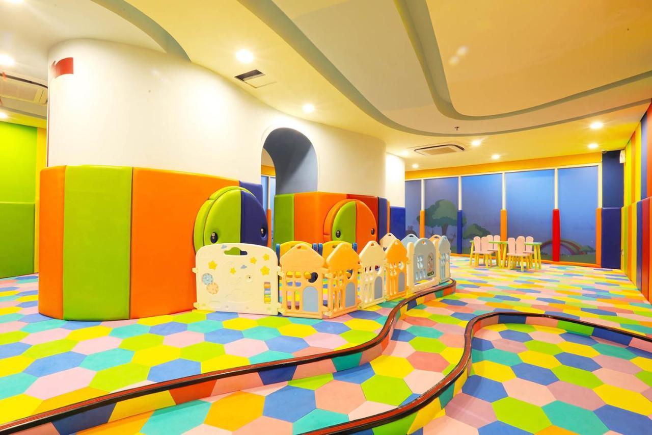 Menteng Park Exclusive Emerald Apartment Jakarta
